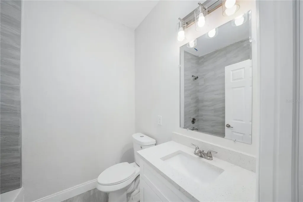 5509 Fairlane Drive North Port FL 34288