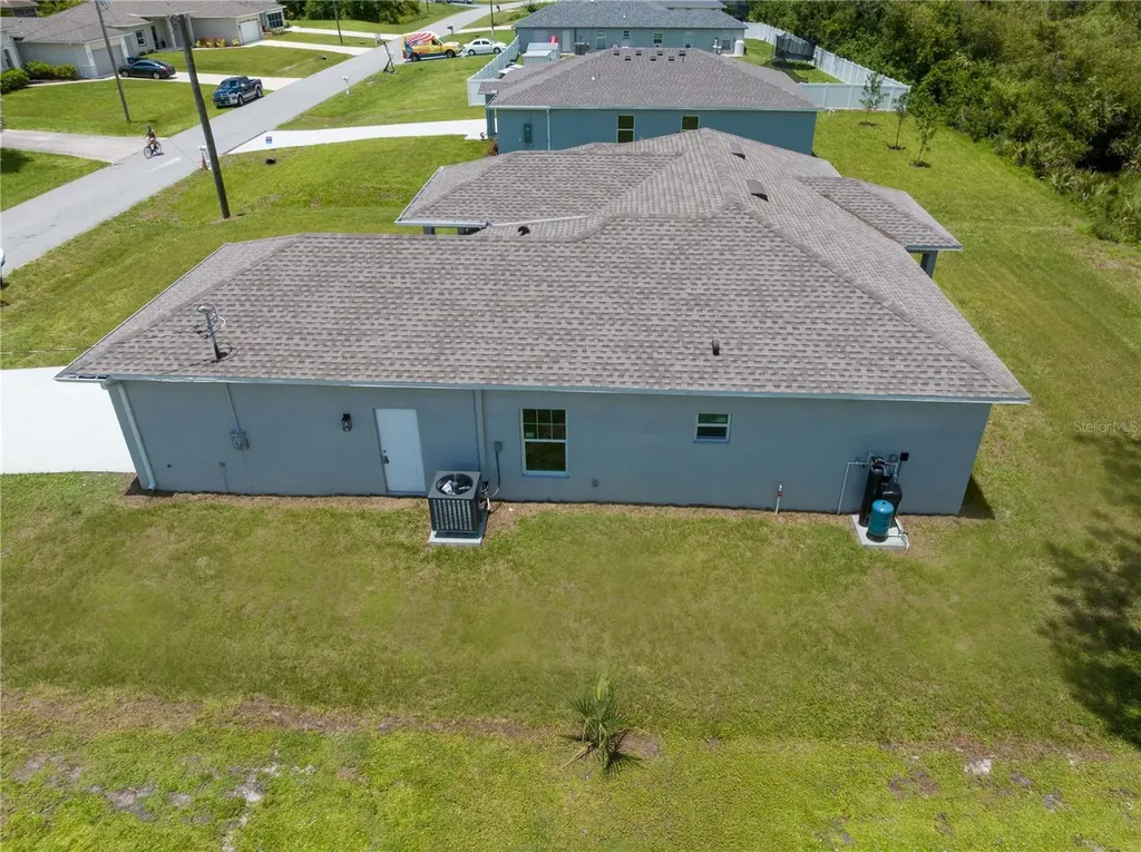 5509 Fairlane Drive North Port FL 34288