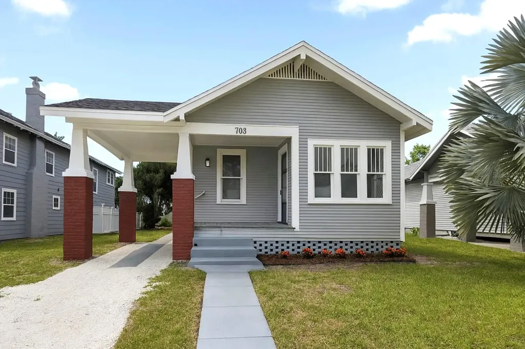 703 E Flora Street Tampa FL 33604