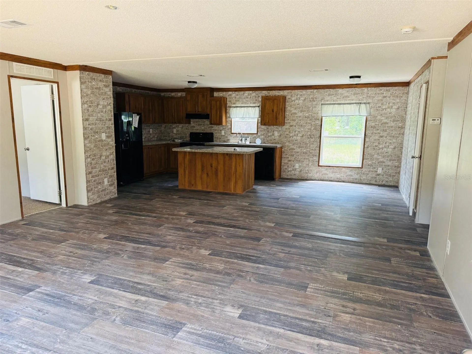 7180 Highway 90 Live Oak FL 32060