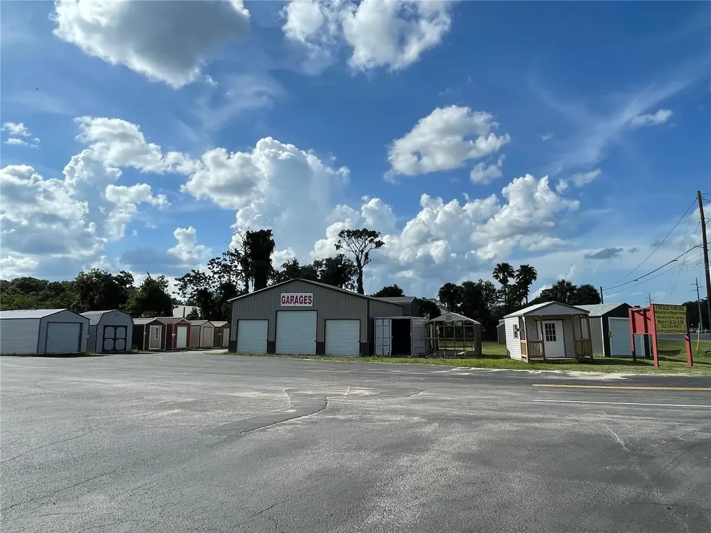 2520 Us Highway 441/27 Fruitland Park FL 34731