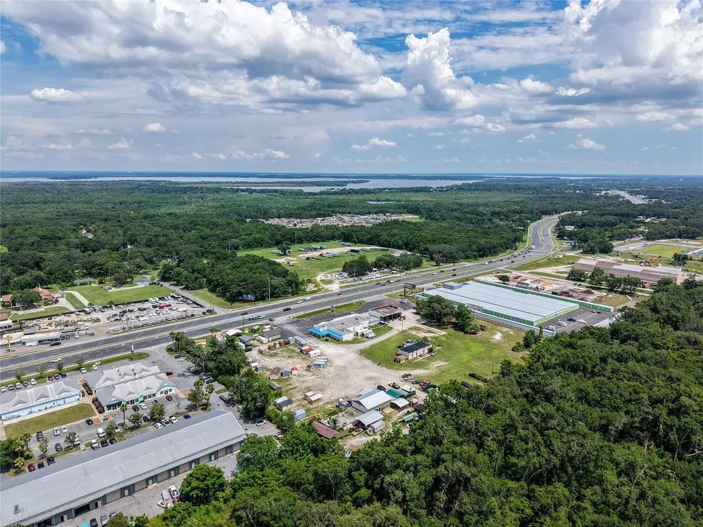 2520 Us Highway 441/27 Fruitland Park FL 34731