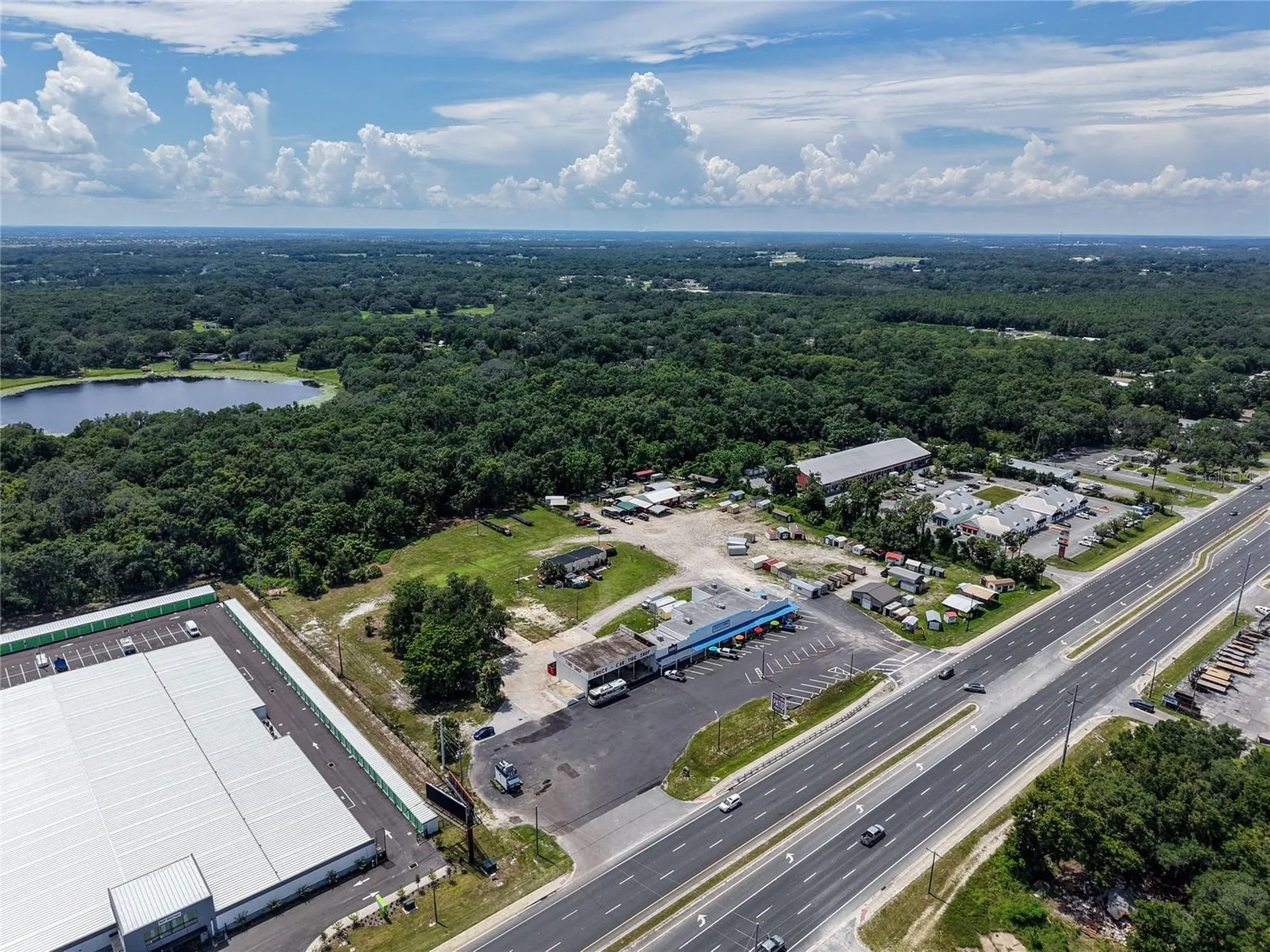 2520 Us Highway 441/27 Fruitland Park FL 34731