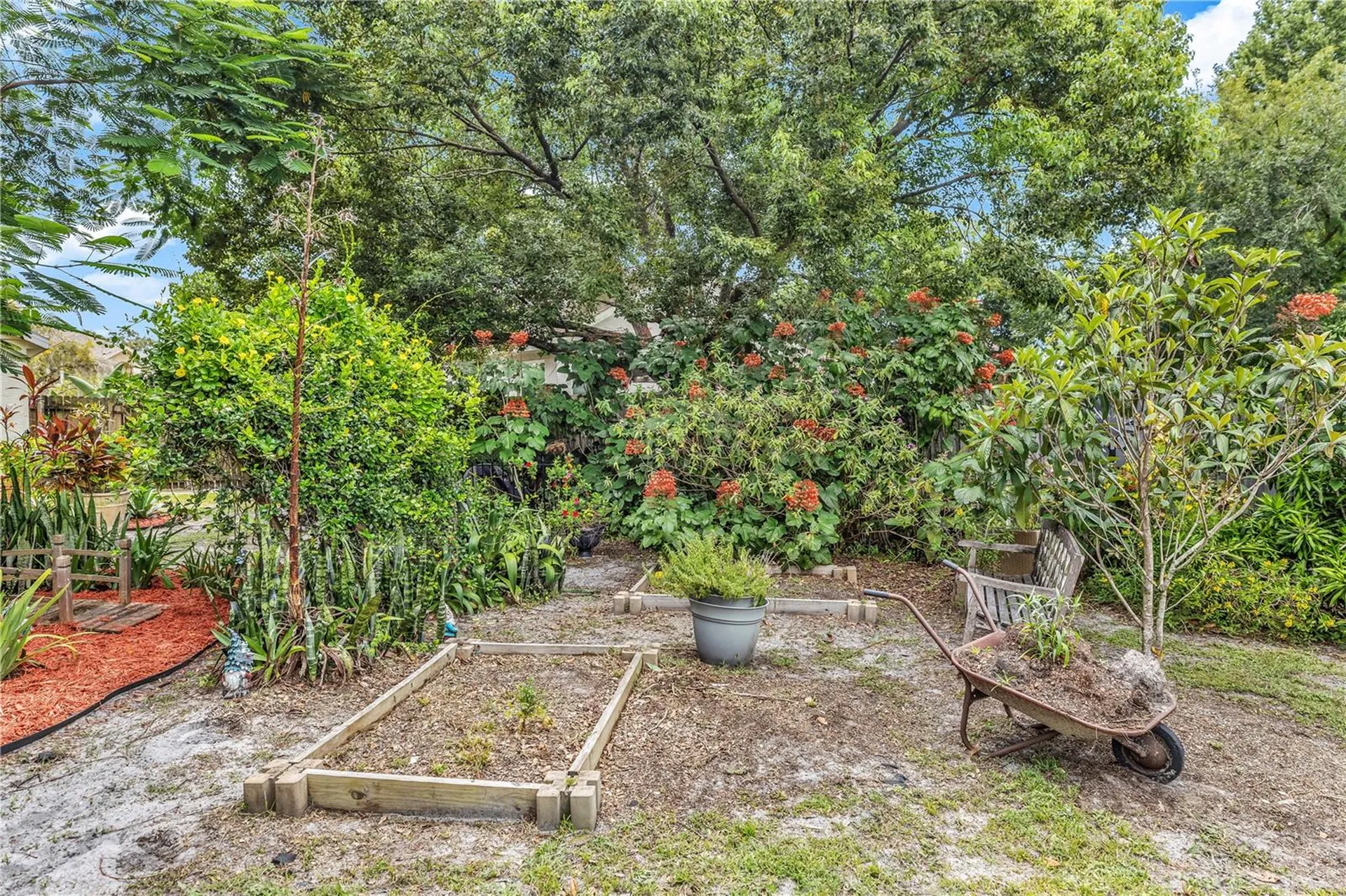 1587 Hunters Stand Run Oviedo FL 32765