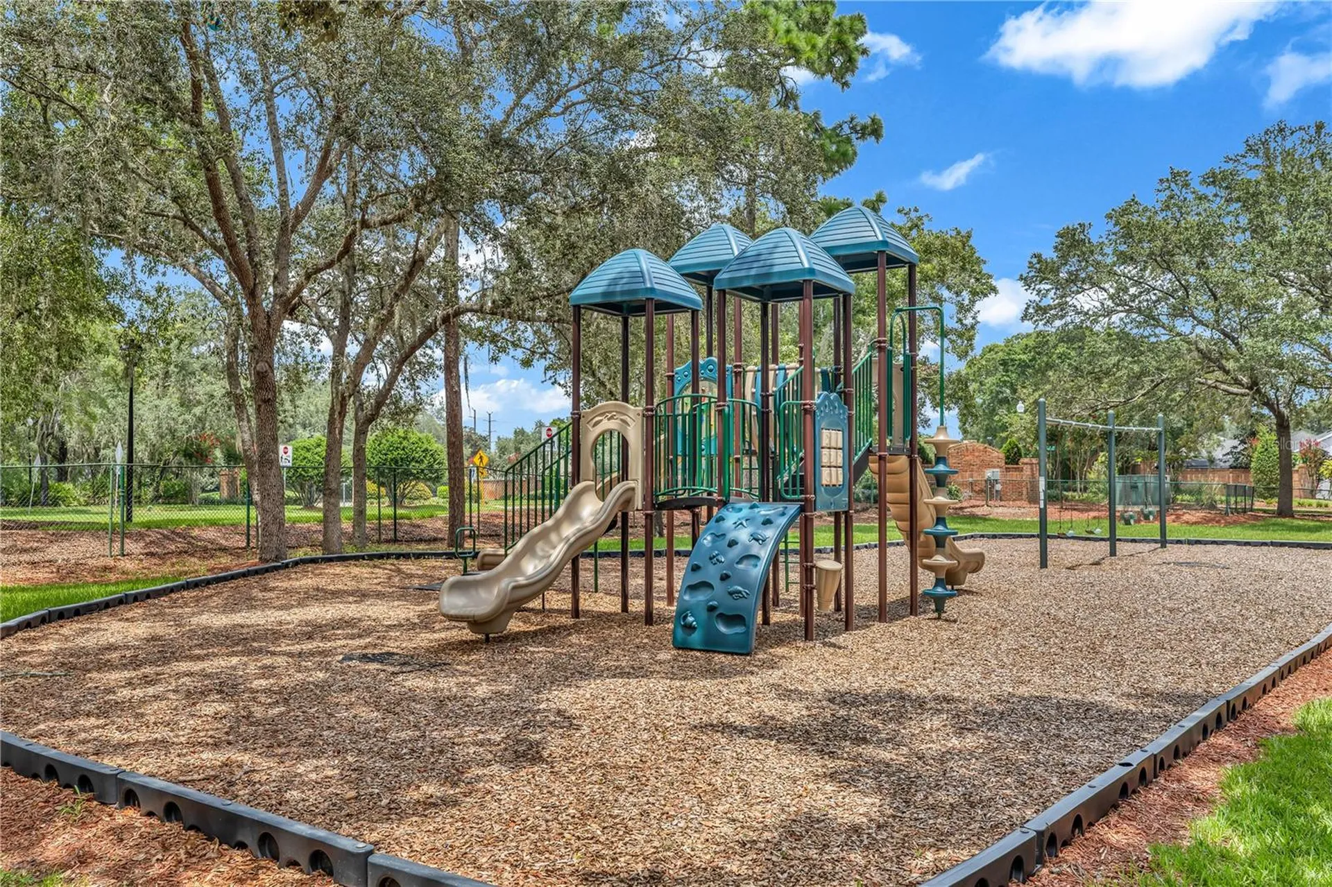 1587 Hunters Stand Run Oviedo FL 32765