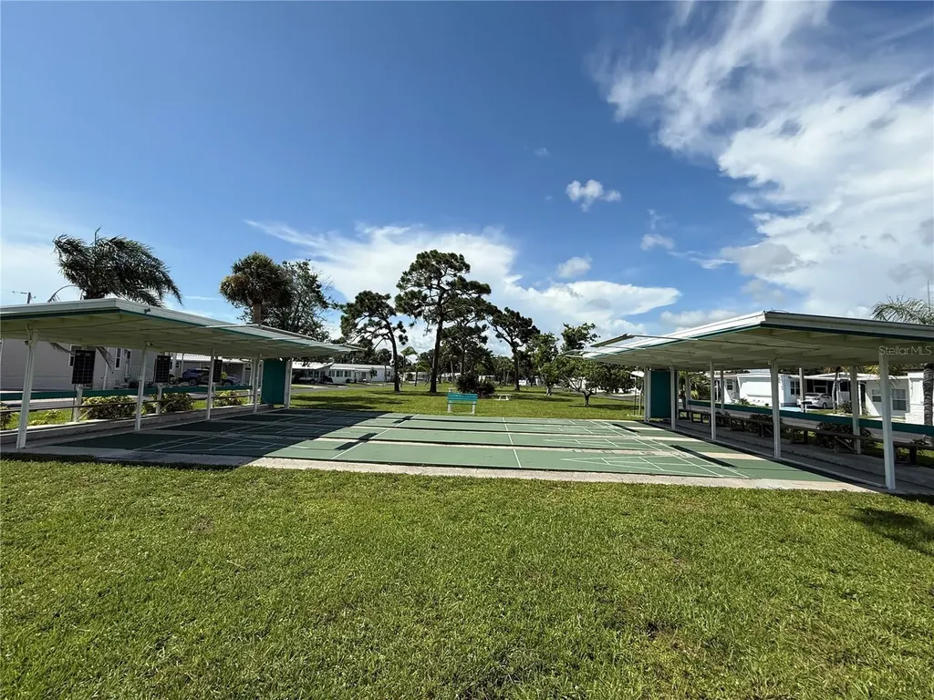 231 Inner Drive E Venice FL 34285