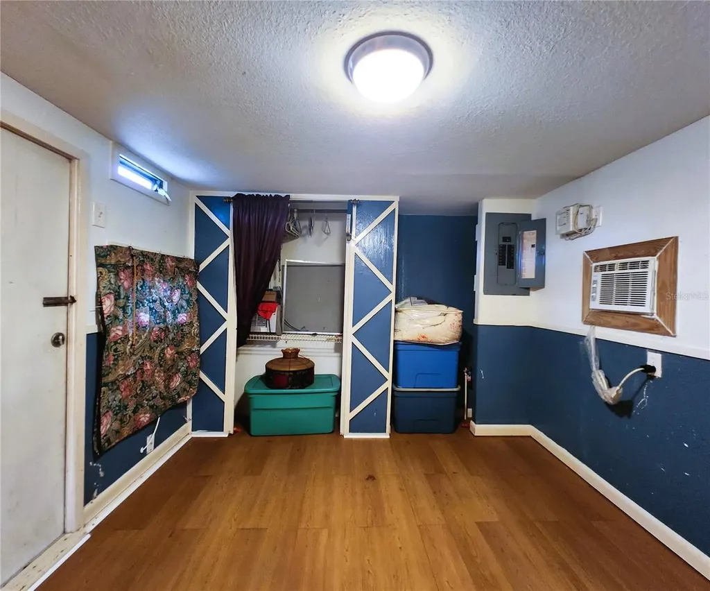6977 Edgewater Drive New Port Richey FL 34652