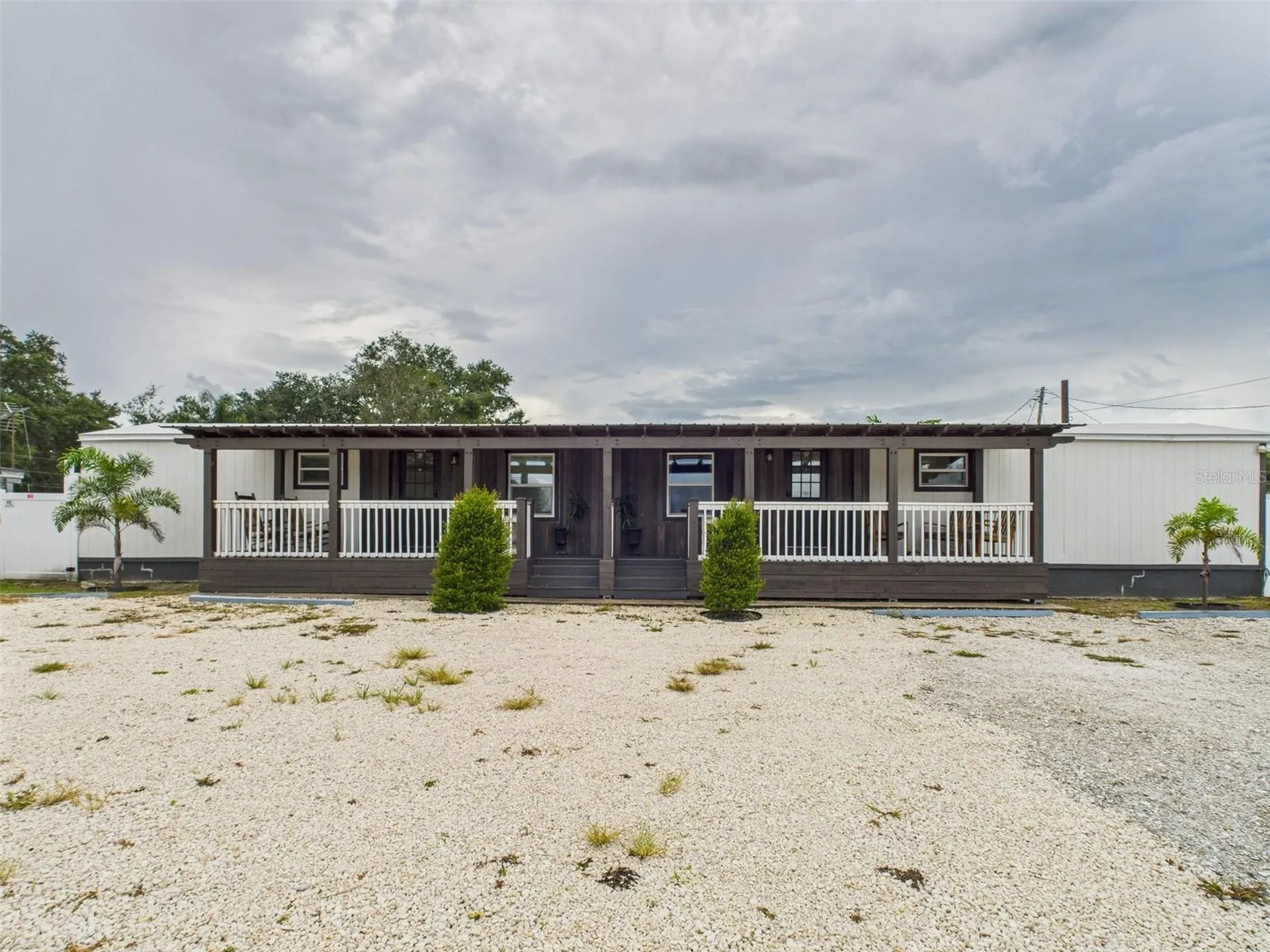 221 1st Street Davenport FL 33837