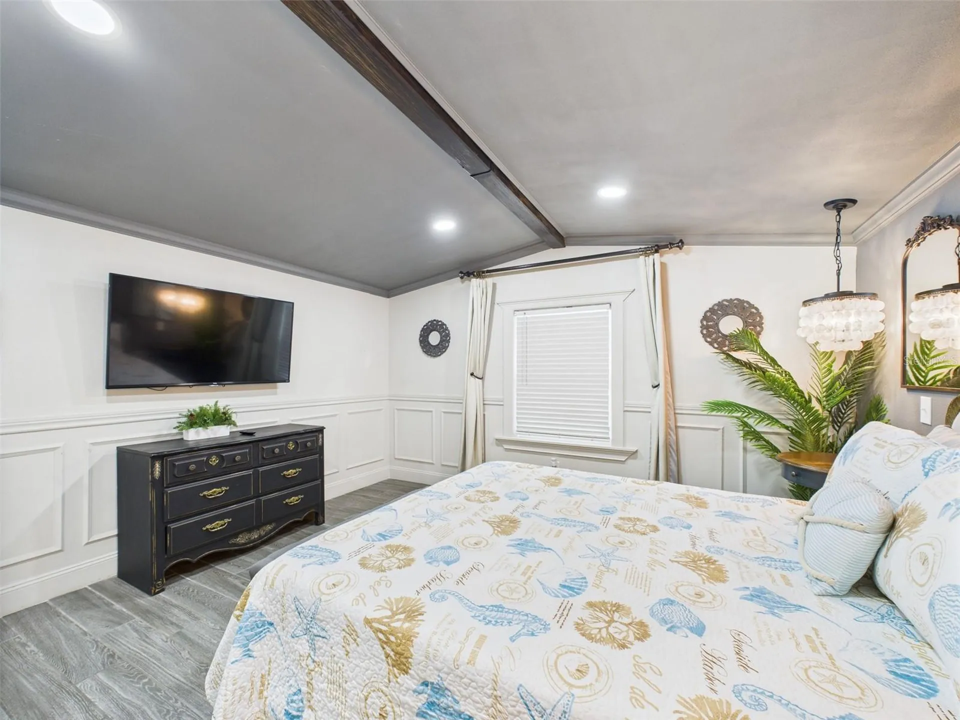 221 1st Street Davenport FL 33837