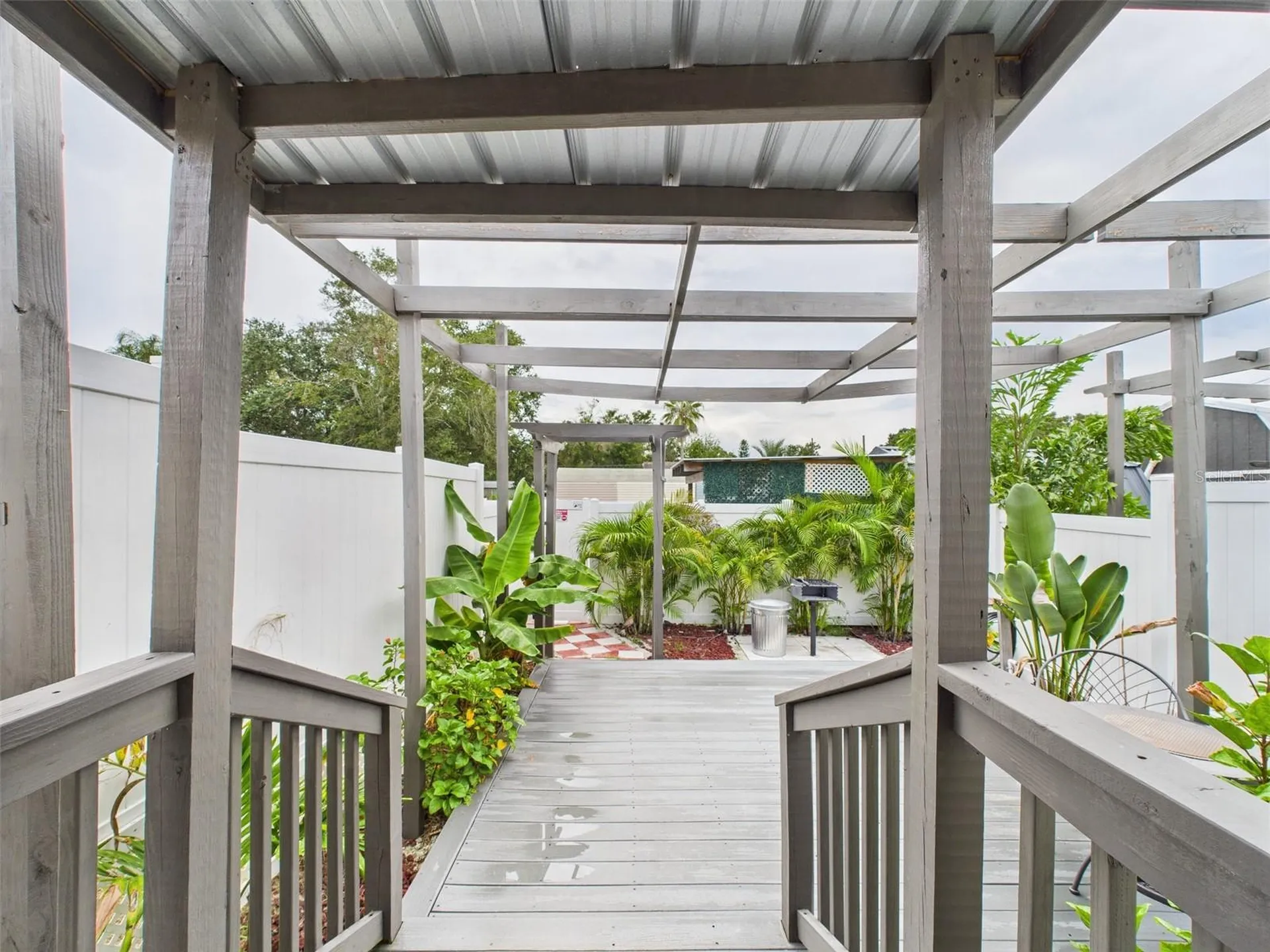 221 1st Street Davenport FL 33837