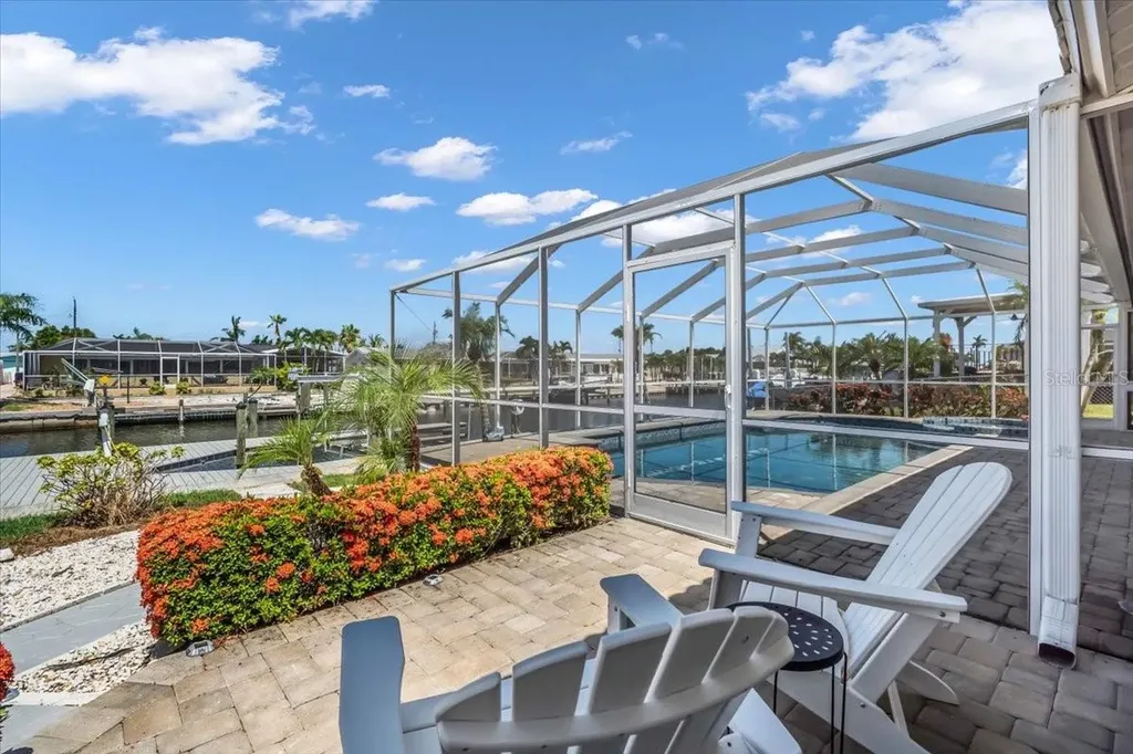 3816 Royal Palm Drive Bradenton FL 34210