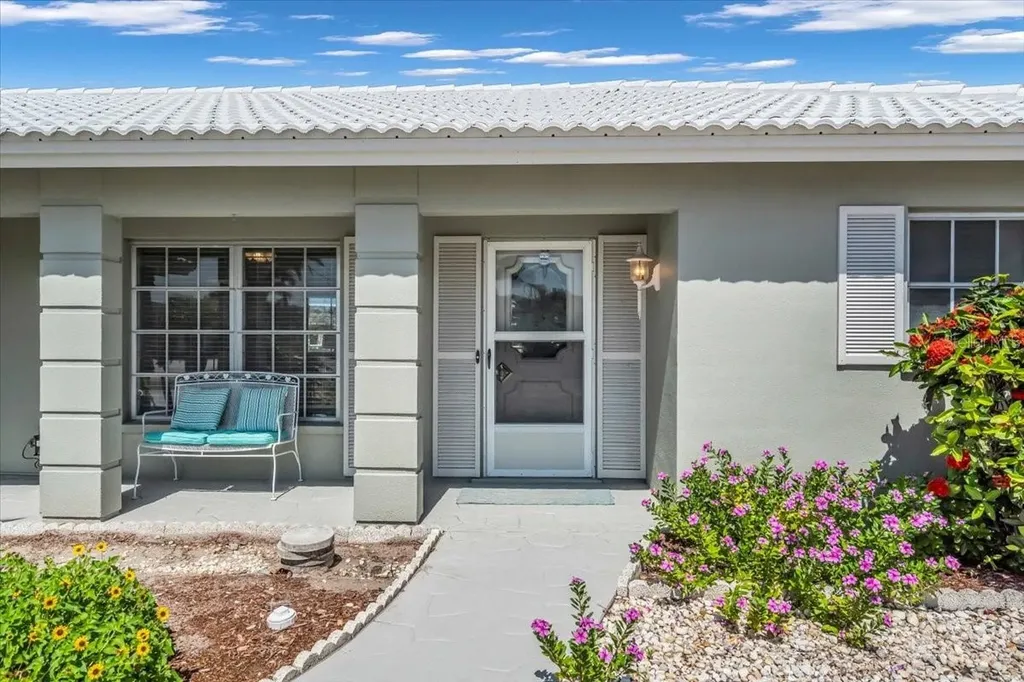 3816 Royal Palm Drive Bradenton FL 34210