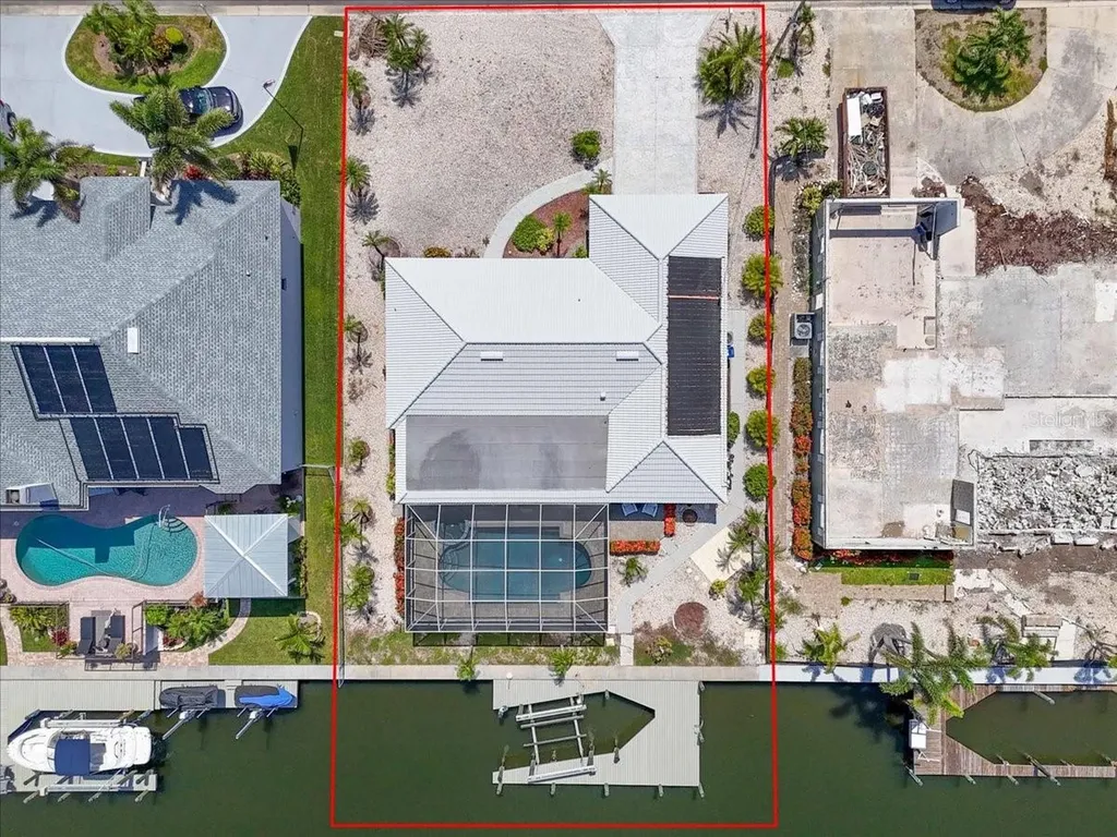 3816 Royal Palm Drive Bradenton FL 34210