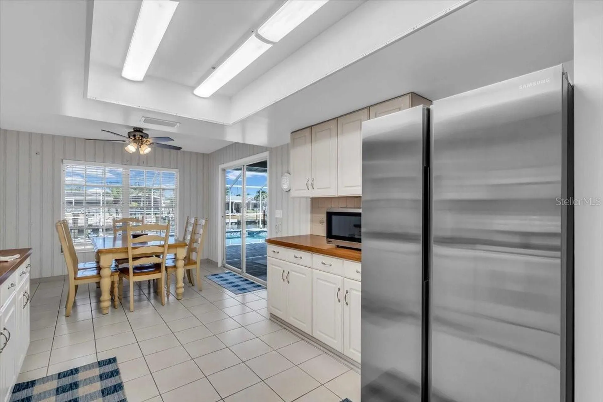 3816 Royal Palm Drive Bradenton FL 34210