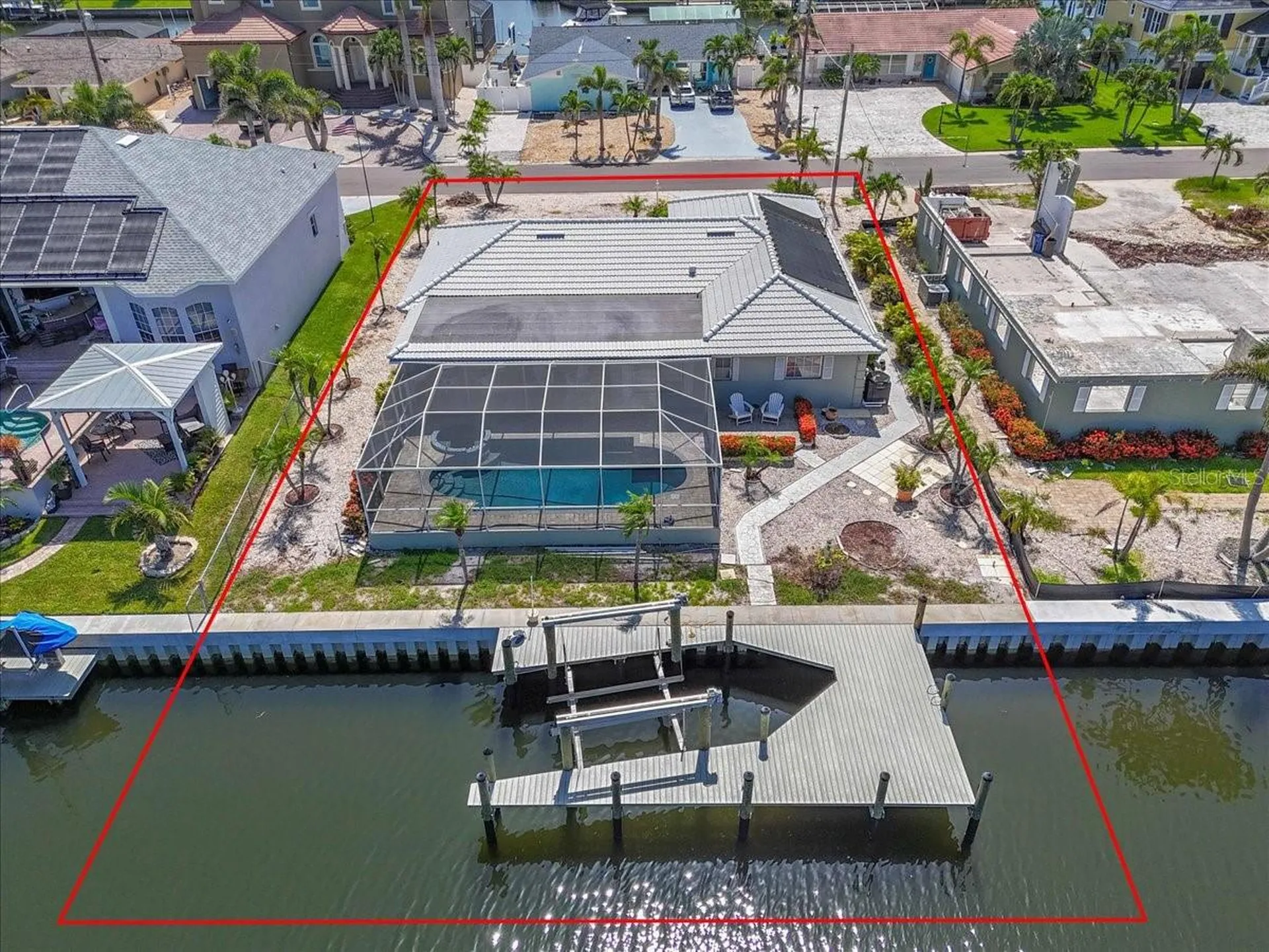 3816 Royal Palm Drive Bradenton FL 34210