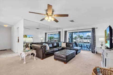 3816 Royal Palm Drive Bradenton FL 34210