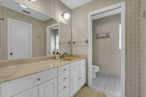 3816 Royal Palm Drive Bradenton FL 34210