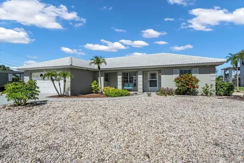 3816 Royal Palm Drive Bradenton FL 34210