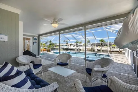 3816 Royal Palm Drive Bradenton FL 34210
