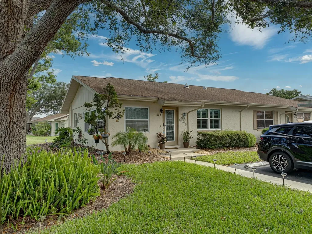 322 Gloucester Boulevard Sun City Center FL 33573