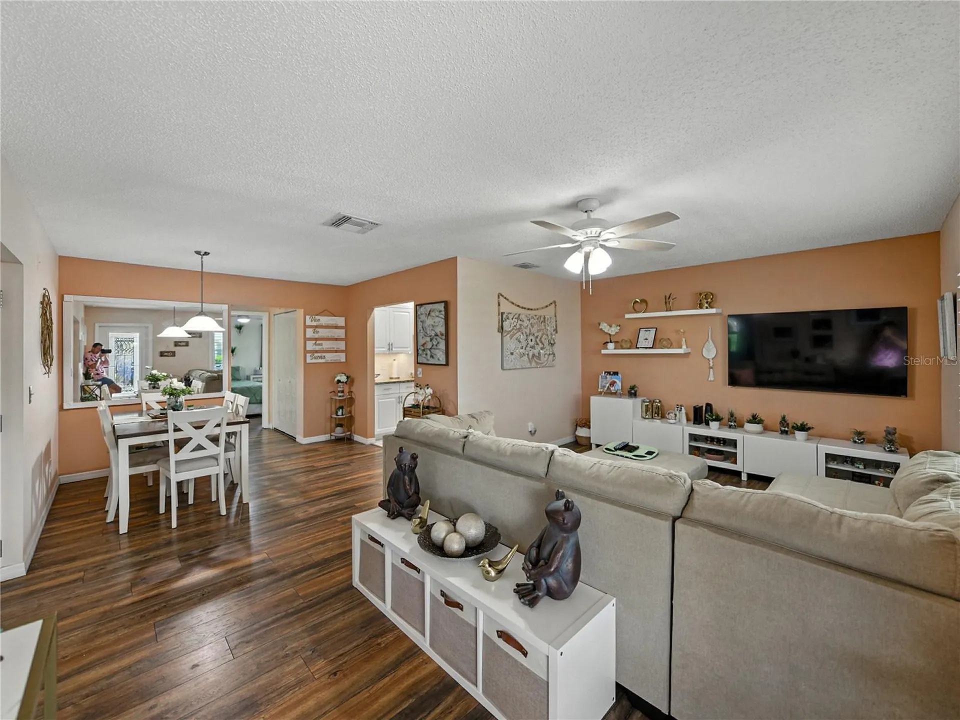 322 Gloucester Boulevard Sun City Center FL 33573