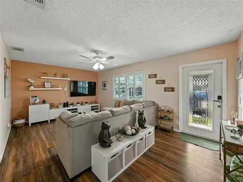 322 Gloucester Boulevard Sun City Center FL 33573