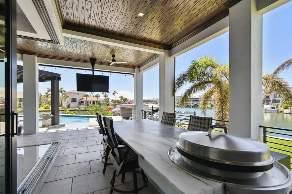 206 6th Street E Tierra Verde FL 33715
