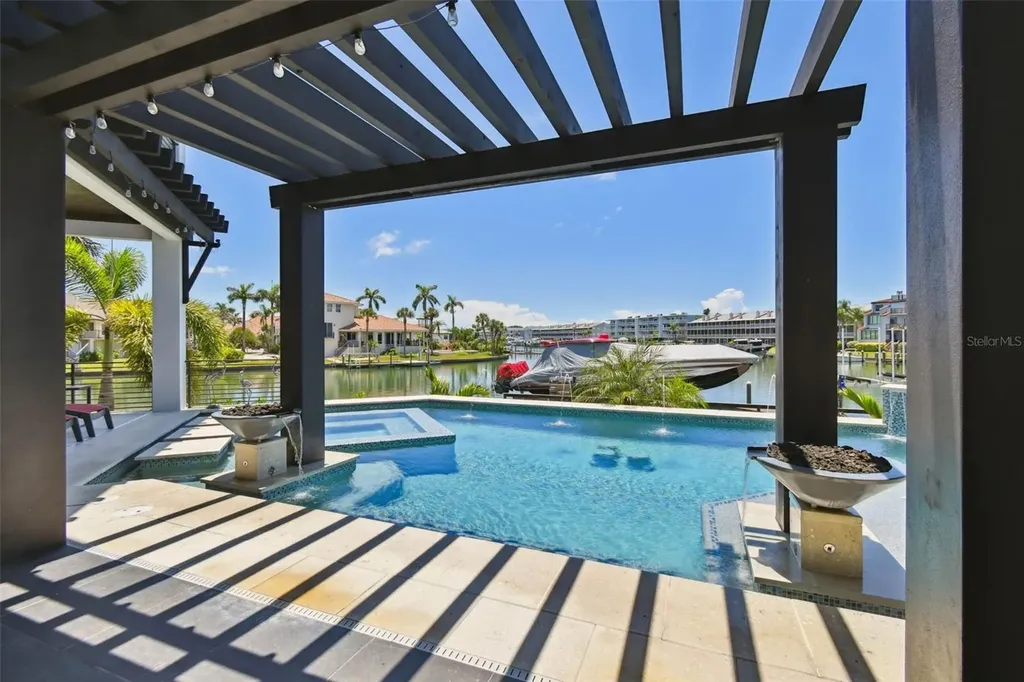 206 6th Street E Tierra Verde FL 33715