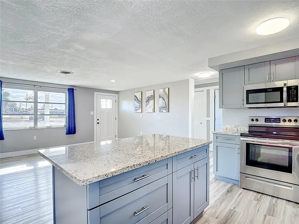 10905 Scenic Drive Port Richey FL 34668