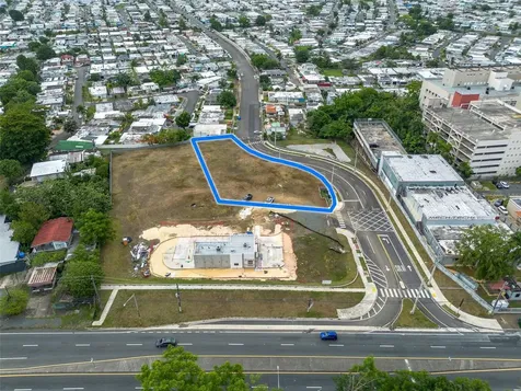 PR-167 Km 18.1 Bayamon PR 00957