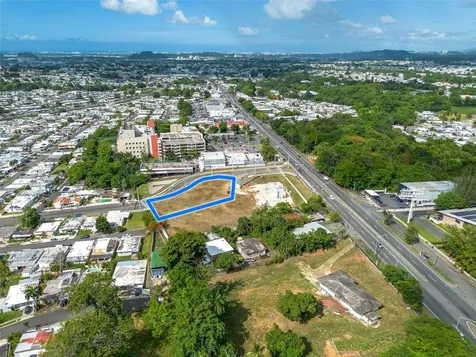 PR-167 Km 18.1 Bayamon PR 00957