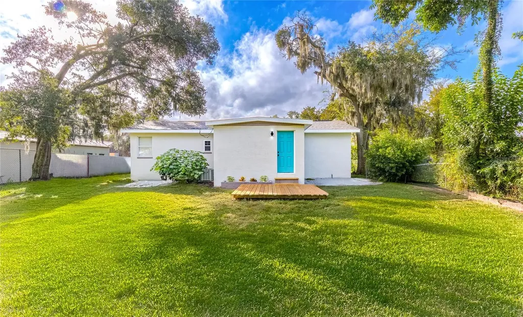 1158 Hampton Road Daytona Beach FL 32114