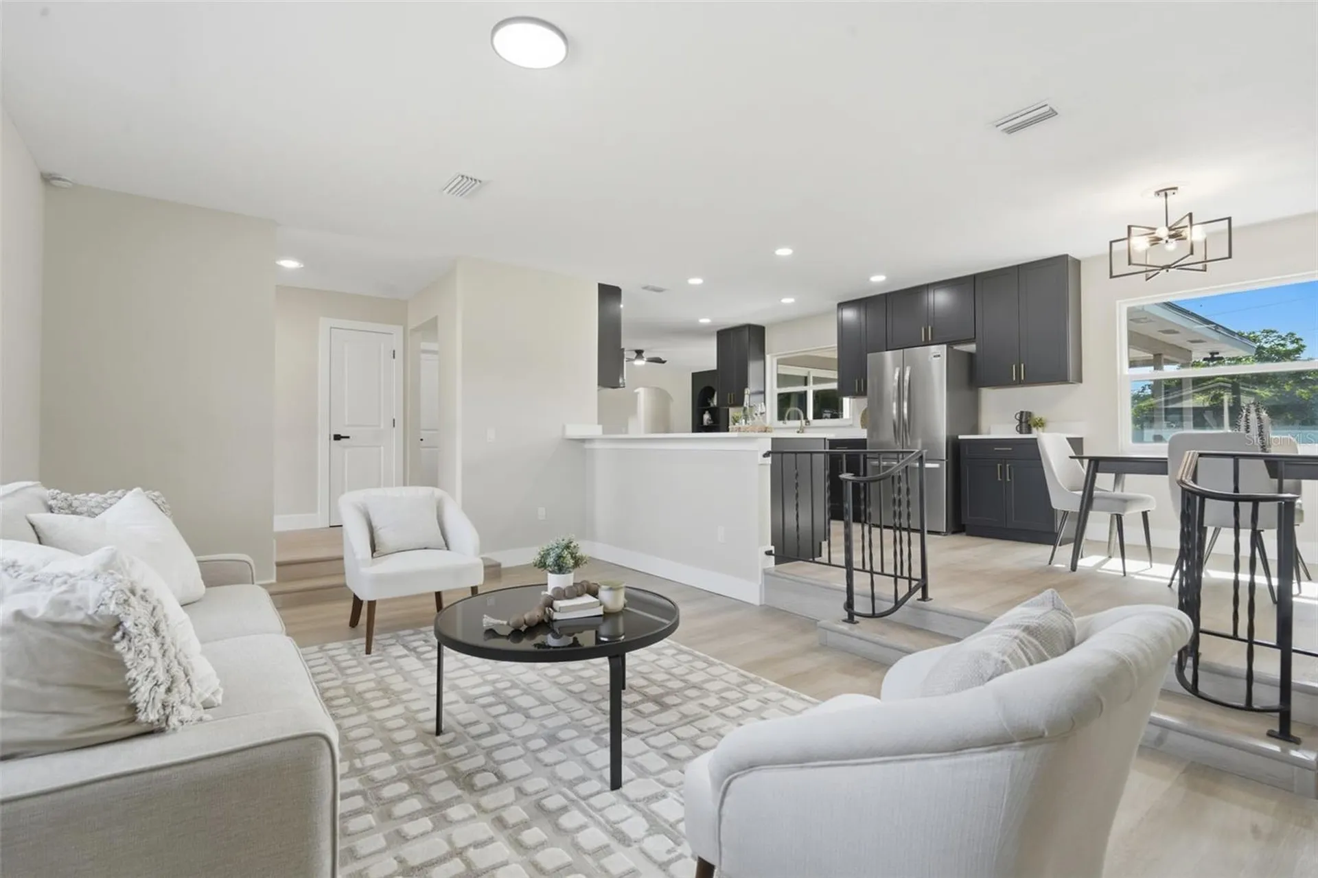 2831 Antioch Way Orlando FL 32807