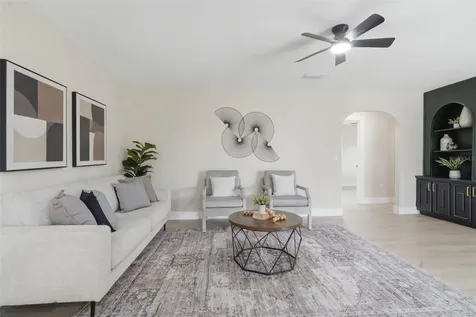 2831 Antioch Way Orlando FL 32807