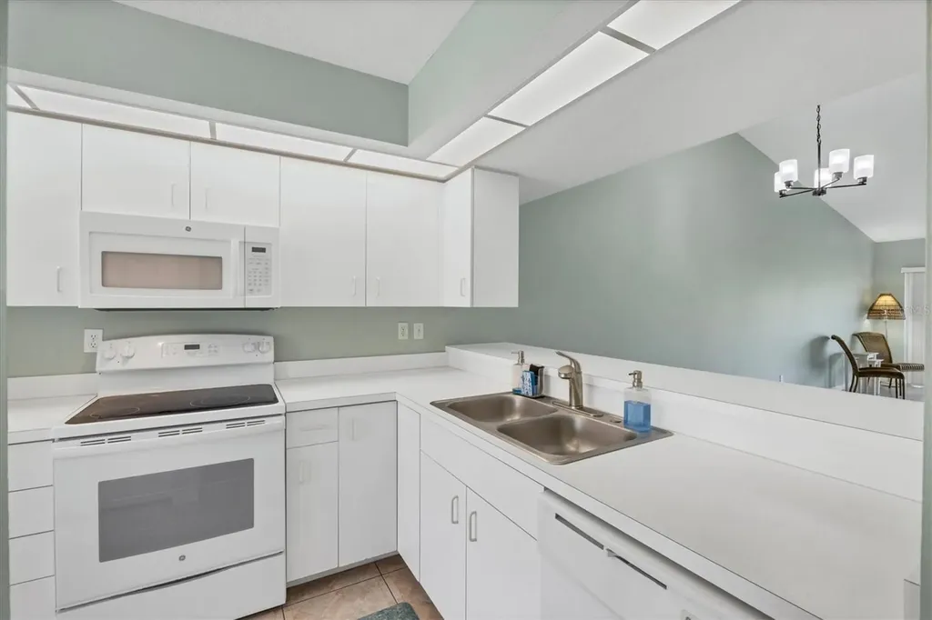 204 Silver Lake Drive Venice FL 34292