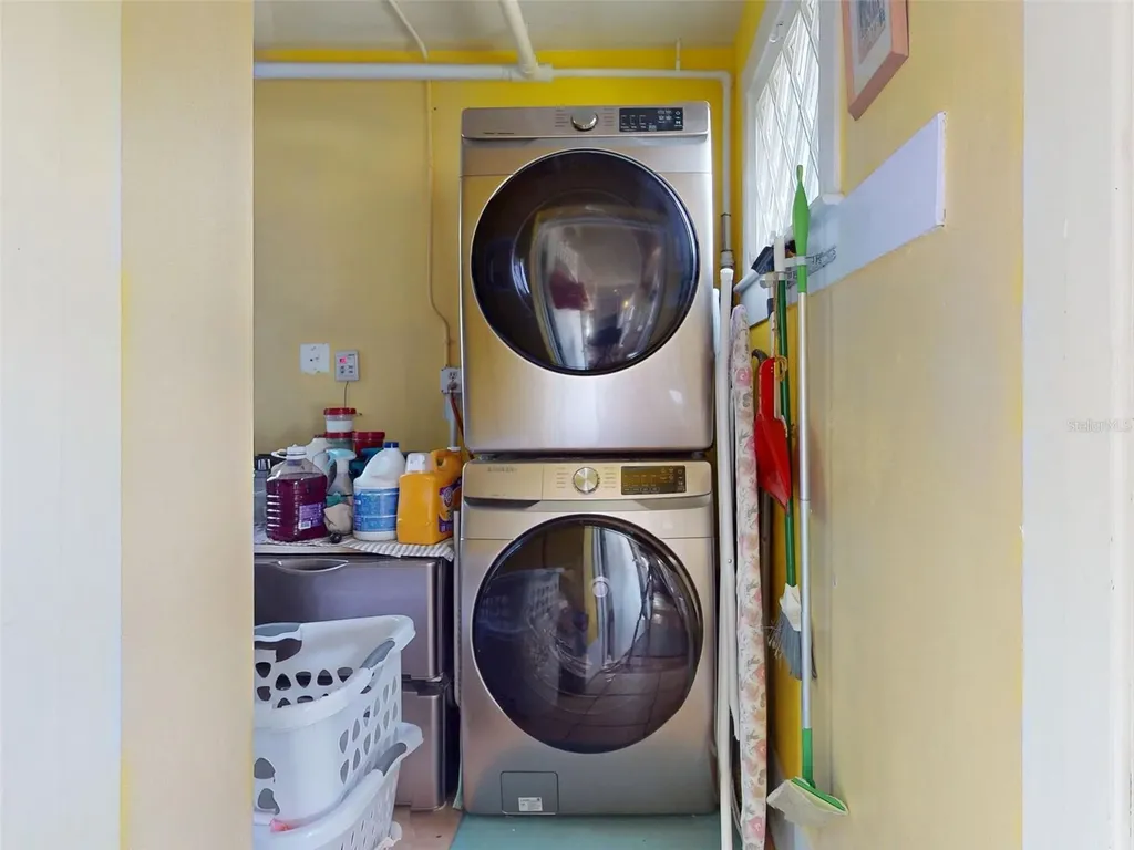 544 S Palmetto Avenue Daytona Beach FL 32114