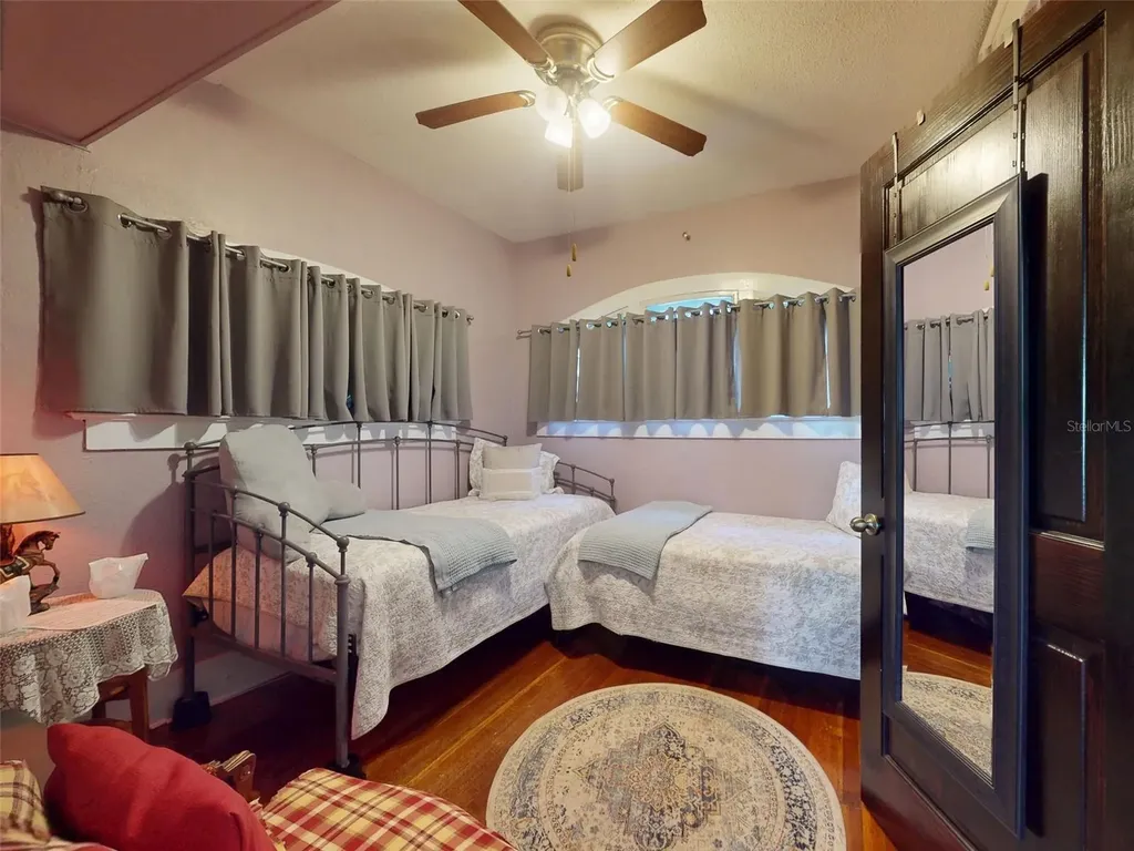 544 S Palmetto Avenue Daytona Beach FL 32114