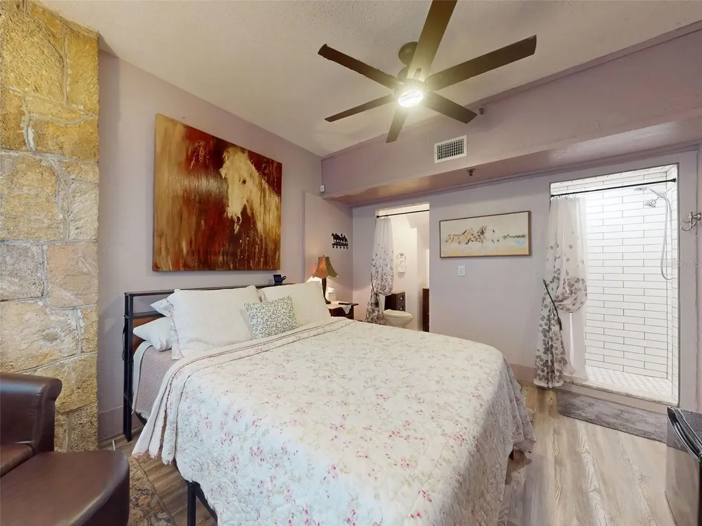 544 S Palmetto Avenue Daytona Beach FL 32114