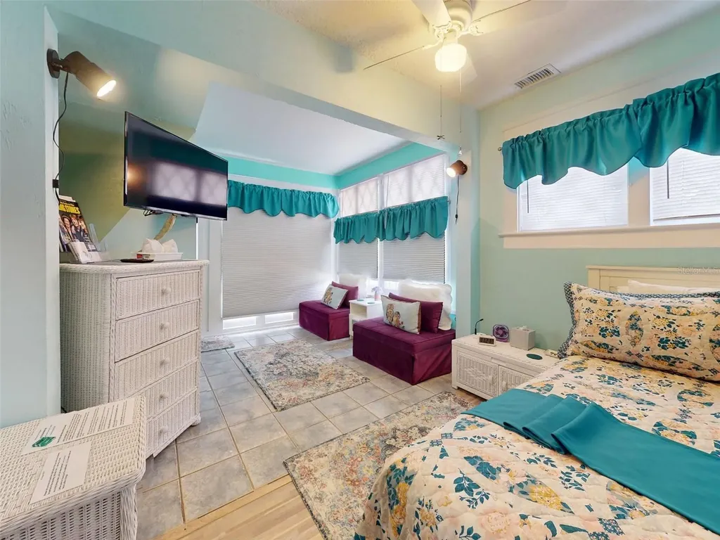 544 S Palmetto Avenue Daytona Beach FL 32114