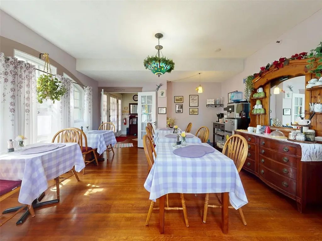 544 S Palmetto Avenue Daytona Beach FL 32114