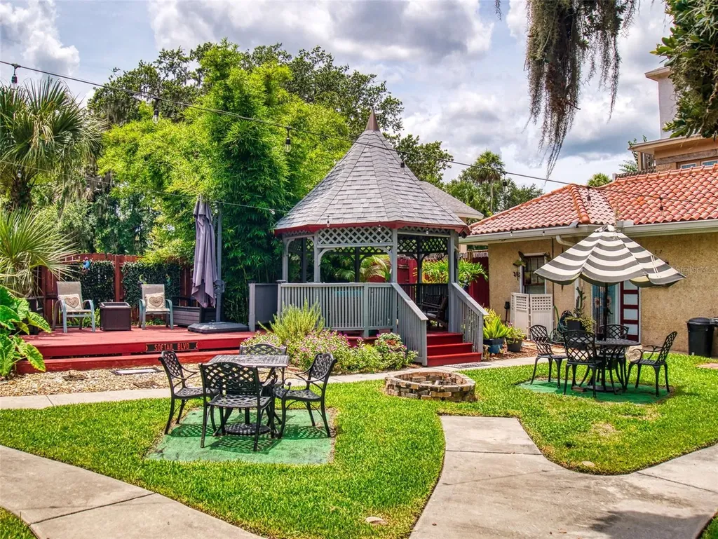 544 S Palmetto Avenue Daytona Beach FL 32114