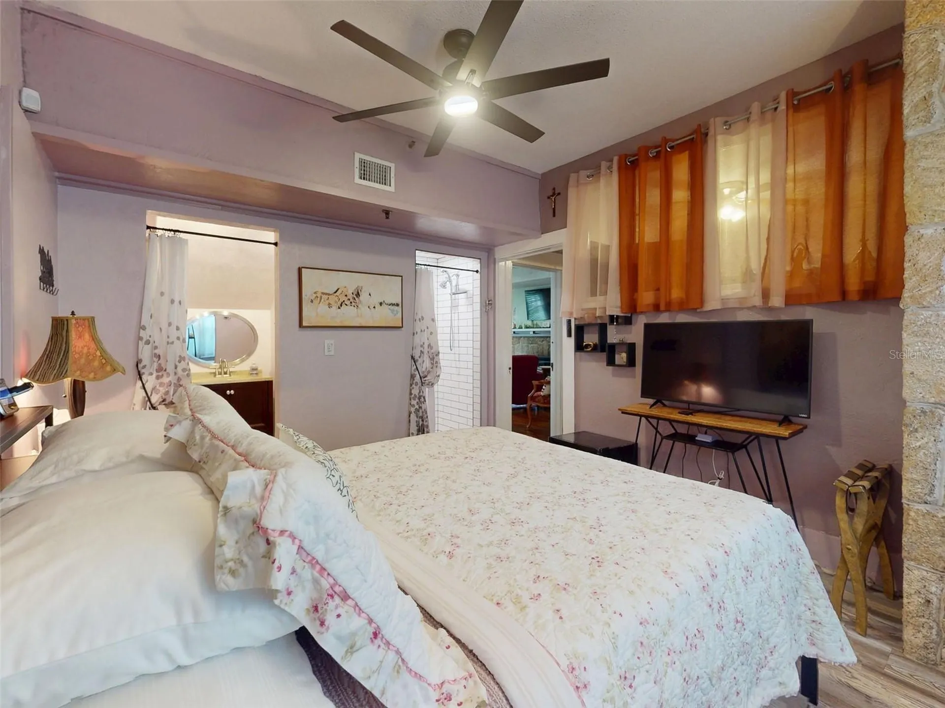 544 S Palmetto Avenue Daytona Beach FL 32114