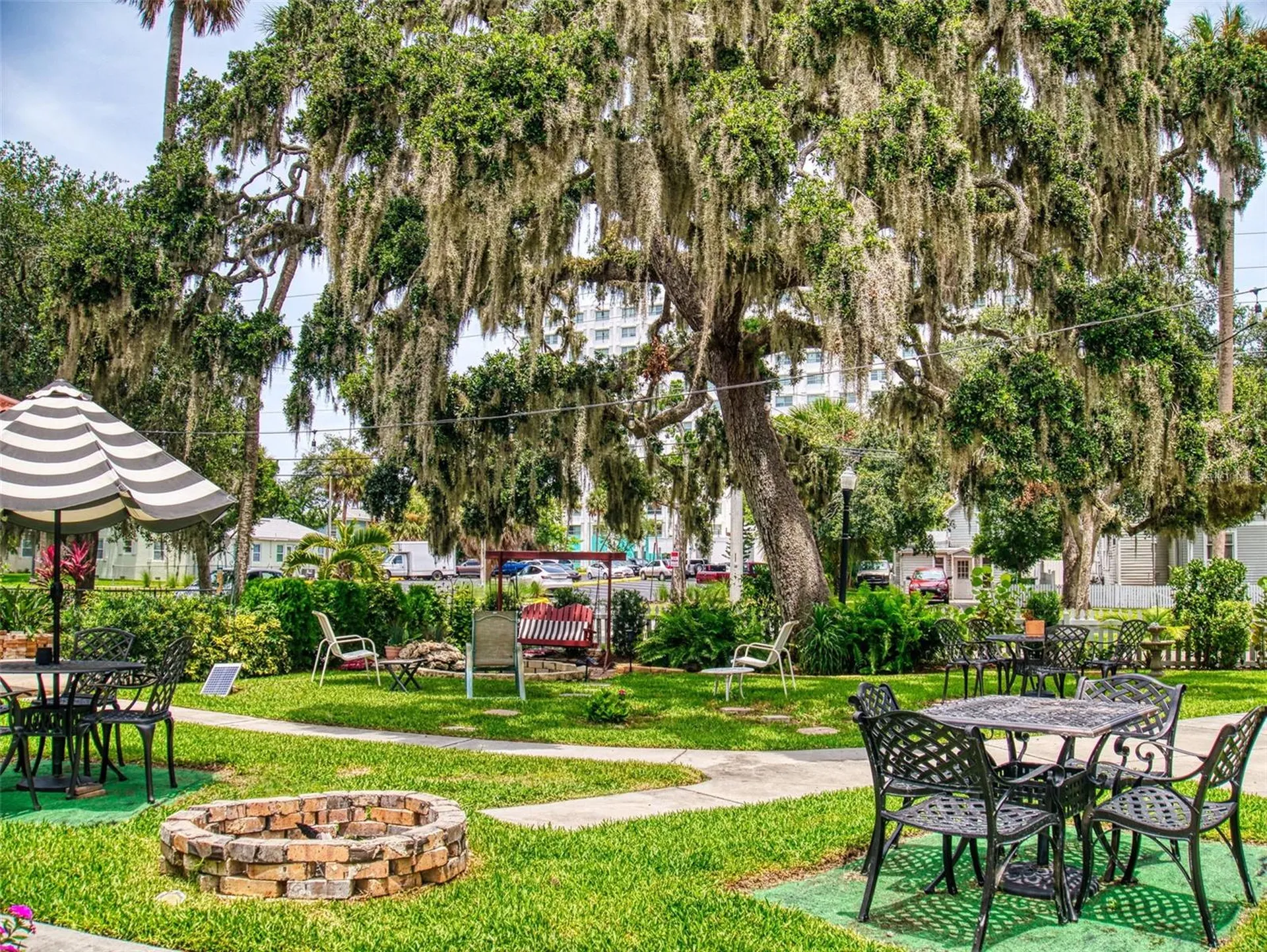 544 S Palmetto Avenue Daytona Beach FL 32114