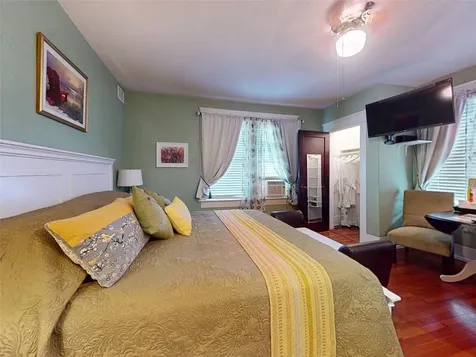 544 S Palmetto Avenue Daytona Beach FL 32114