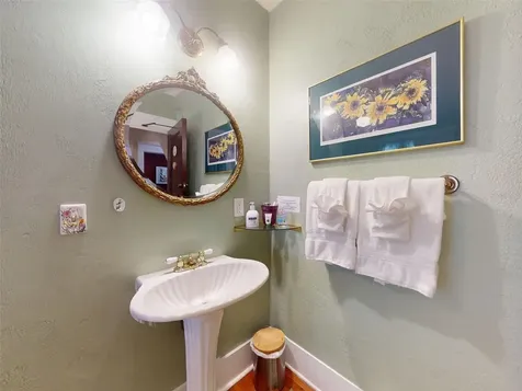 544 S Palmetto Avenue Daytona Beach FL 32114