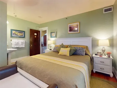 544 S Palmetto Avenue Daytona Beach FL 32114