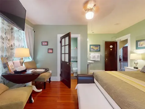 544 S Palmetto Avenue Daytona Beach FL 32114