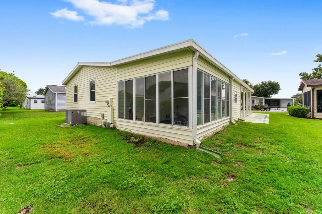 1117 Paradise Drive The Villages FL 32159