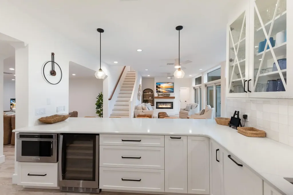 212 Oak Avenue Anna Maria FL 34216