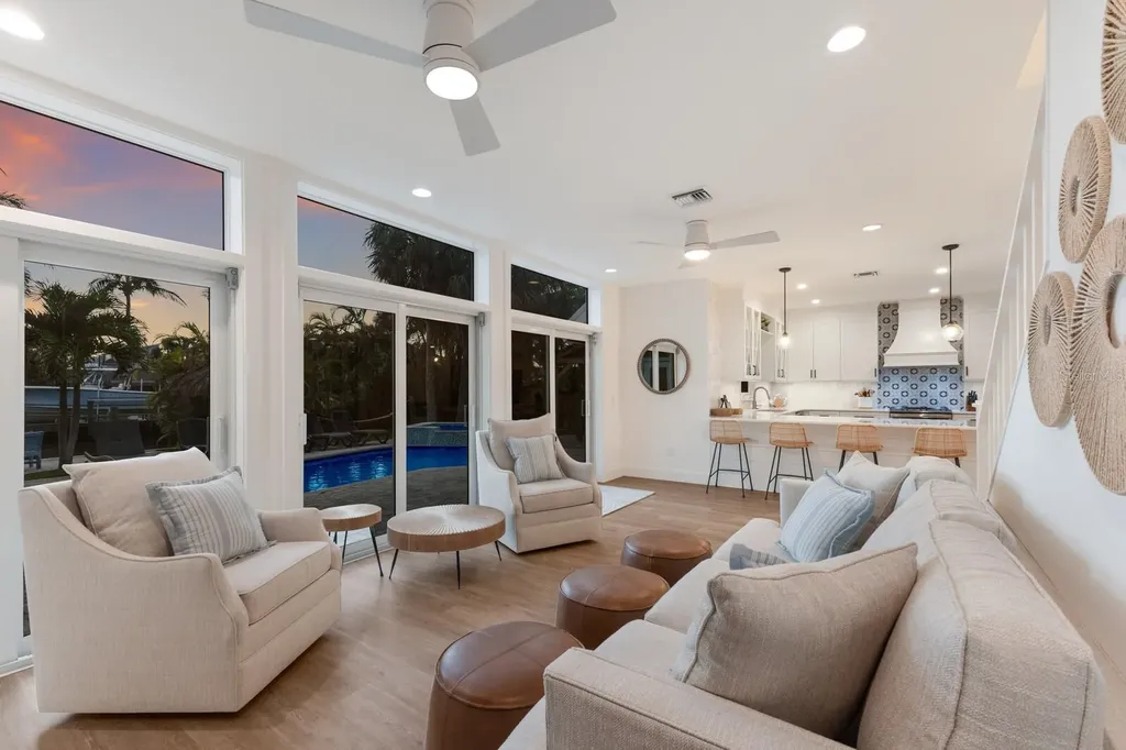 212 Oak Avenue Anna Maria FL 34216